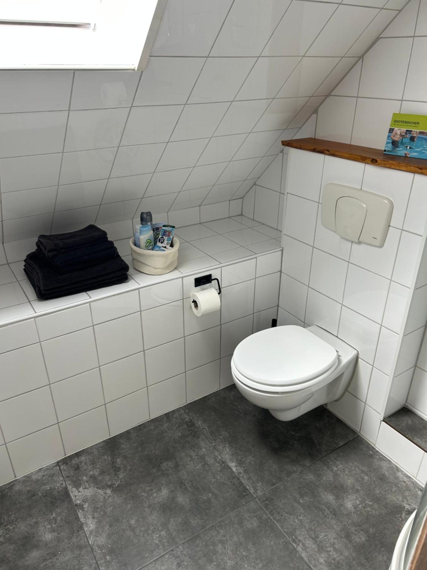 Gemuetliches Privates Apartment Oberhausen  Esterno foto
